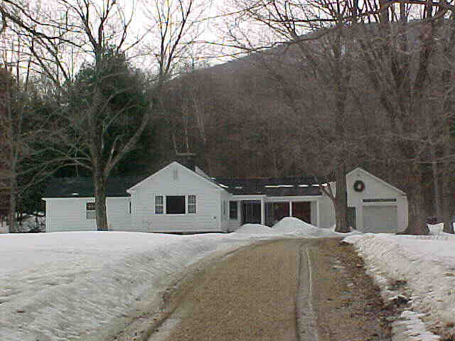 Building photograph for 426 UNDERMOUNTAIN ROAD